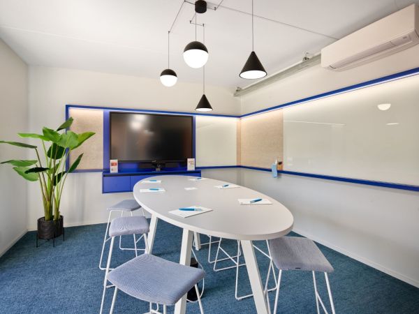 img-1-slick-bureaux-crop.jpg